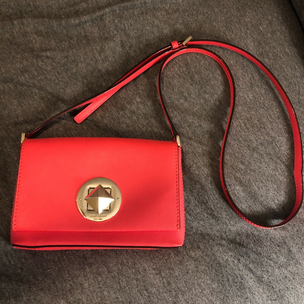 Kate Spade crossbody clutch